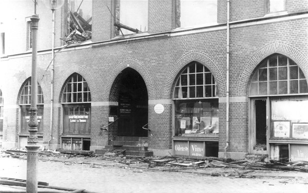 Indgangen til Fyns Forsamlingshus, ved branden 1909